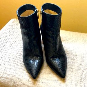 L’Agence | Aimée Bootie in Blake Snake, size 40